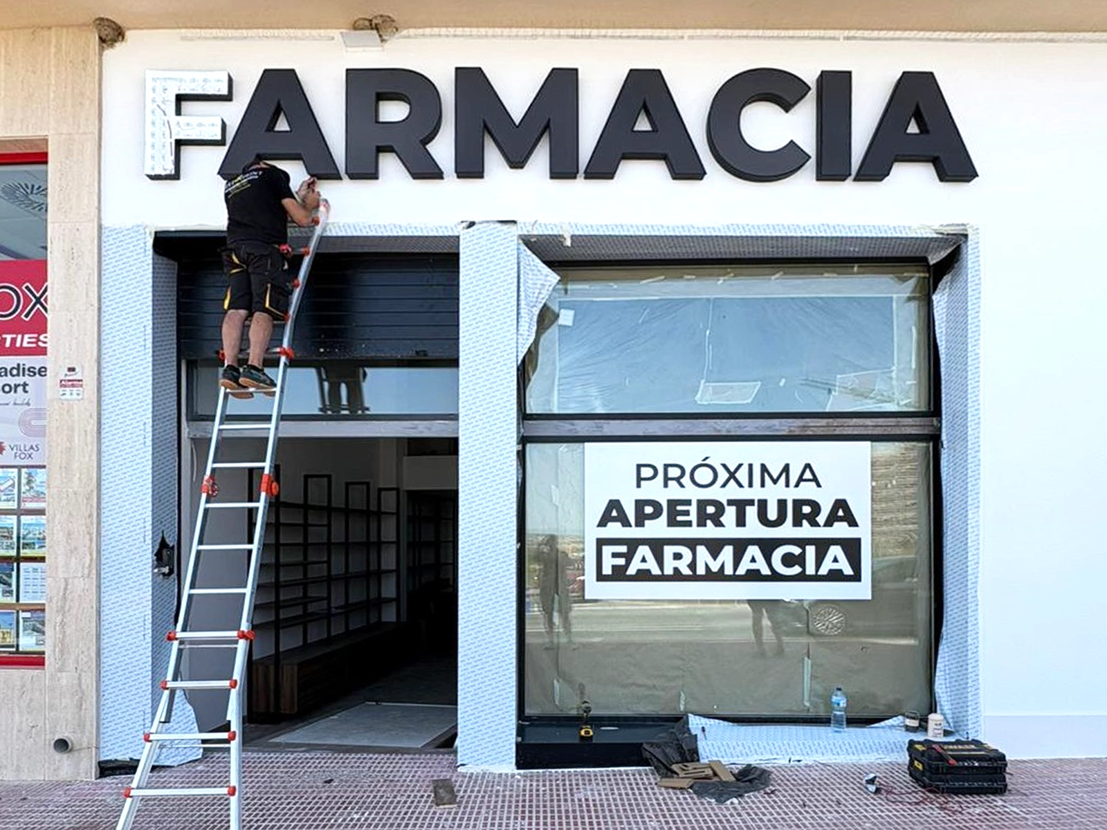Letras corpóreas con luz